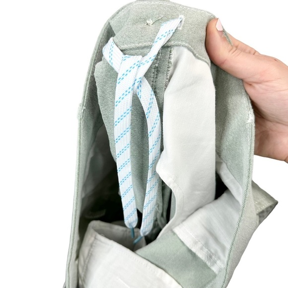 CHUBBIES 6” Chino Shorts - Picture 3 of 5